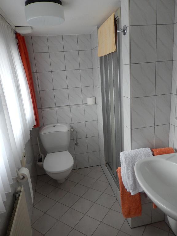 Zum Burghof Hotel Schoenberg Kamer foto