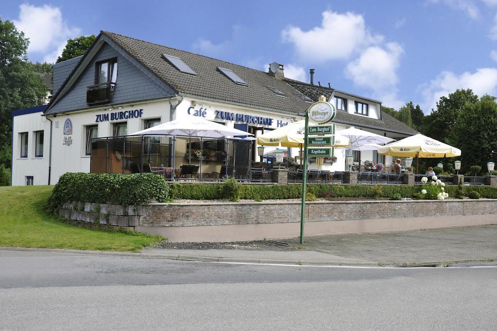 Zum Burghof Hotel Schoenberg Buitenkant foto
